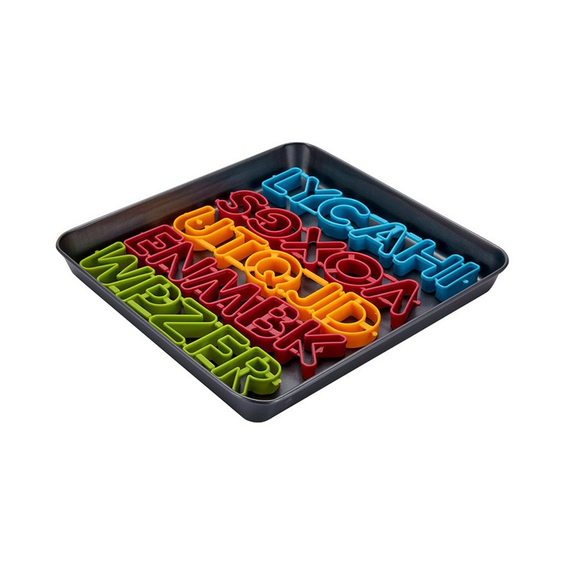 BWSET072 Baking Pan with Plastic Cutter